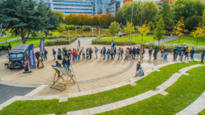 Stay Ahead of the Curve: 3 Emerging Trends in Face-to-Face Activations You Can't Afford to Miss